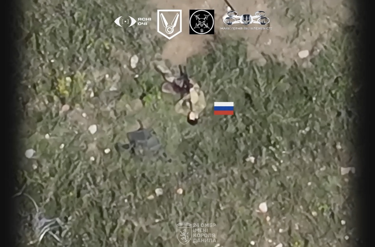 Wounded Russian shoots himself surrounded by his dead comrades