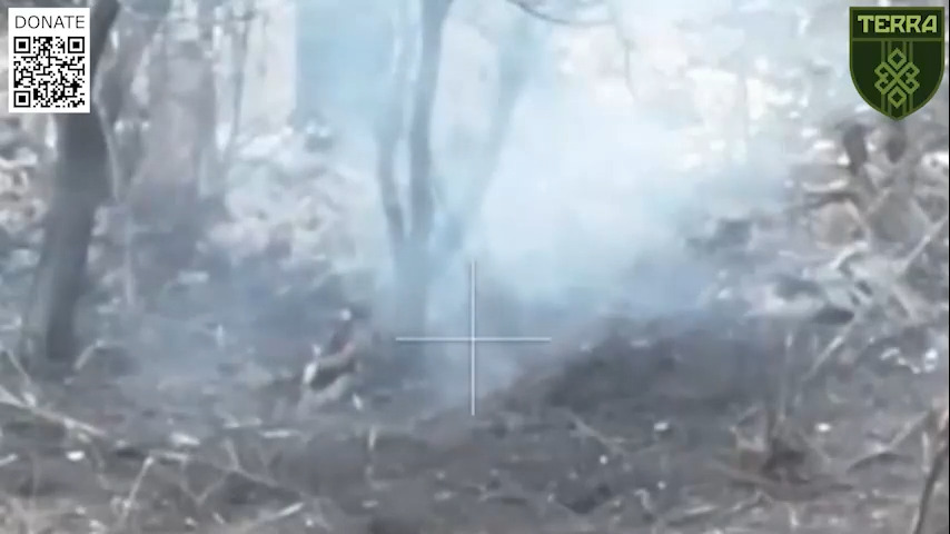 Russian soldier is struck by FPV drone, shoots himself immediately